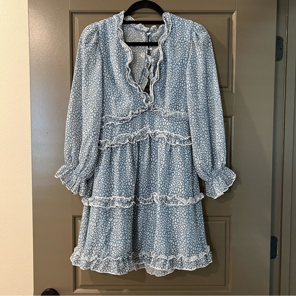 Small Women’s Dress BRAND NEW - Picture 1 of 3